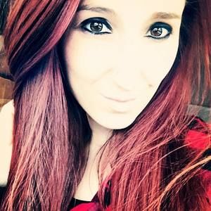 Meet your Posher, Katelyn